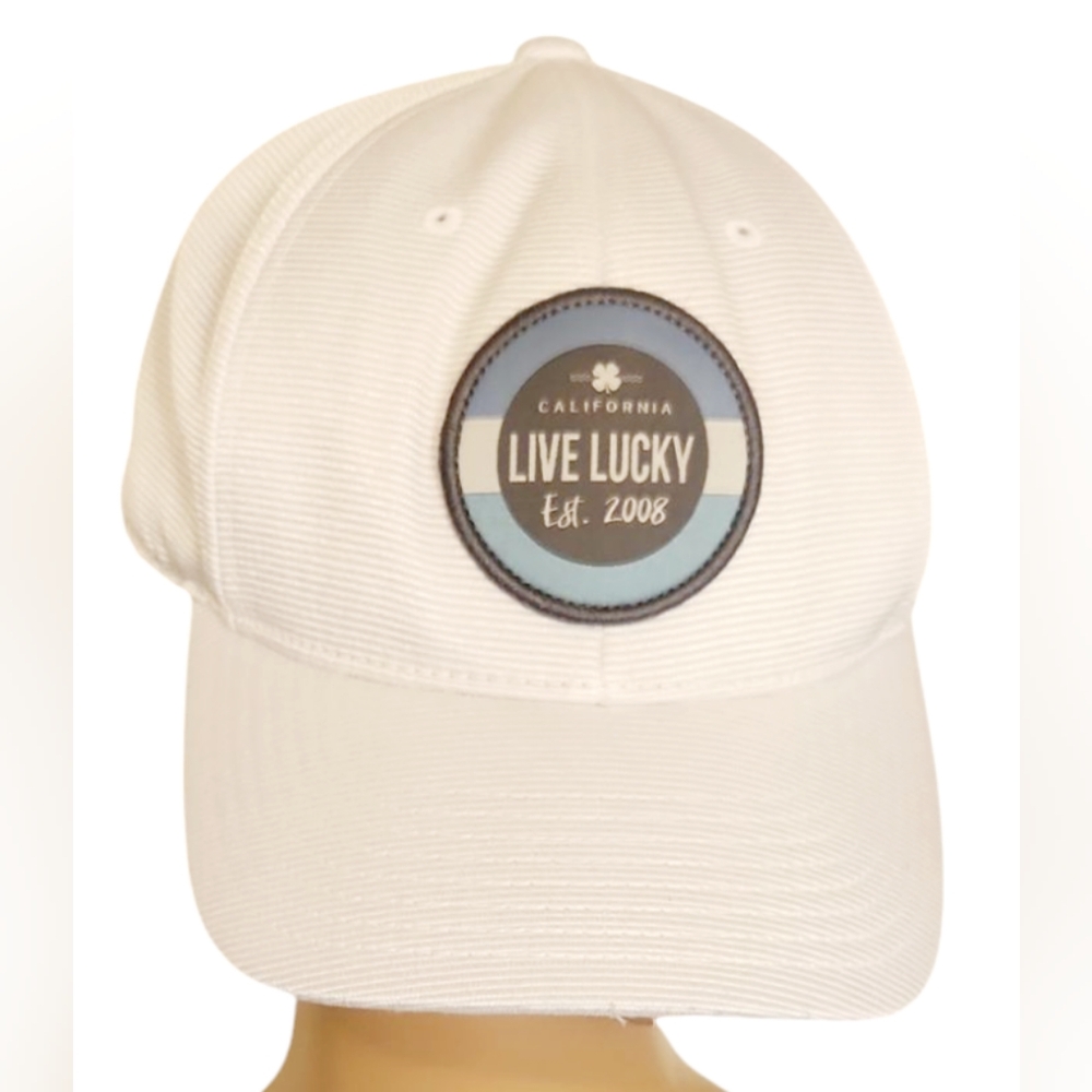 Black Clover North Shore 110 Adjustable Snapback Golf Cap Hat In White
